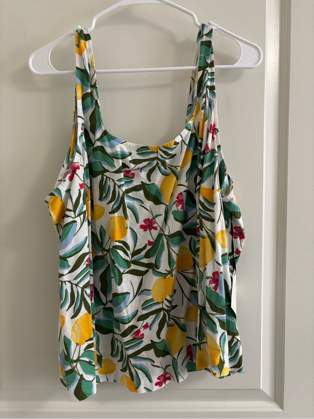 Ava & Viv White Lemon-Print Camisole with Yellow, Green and Pink Accents